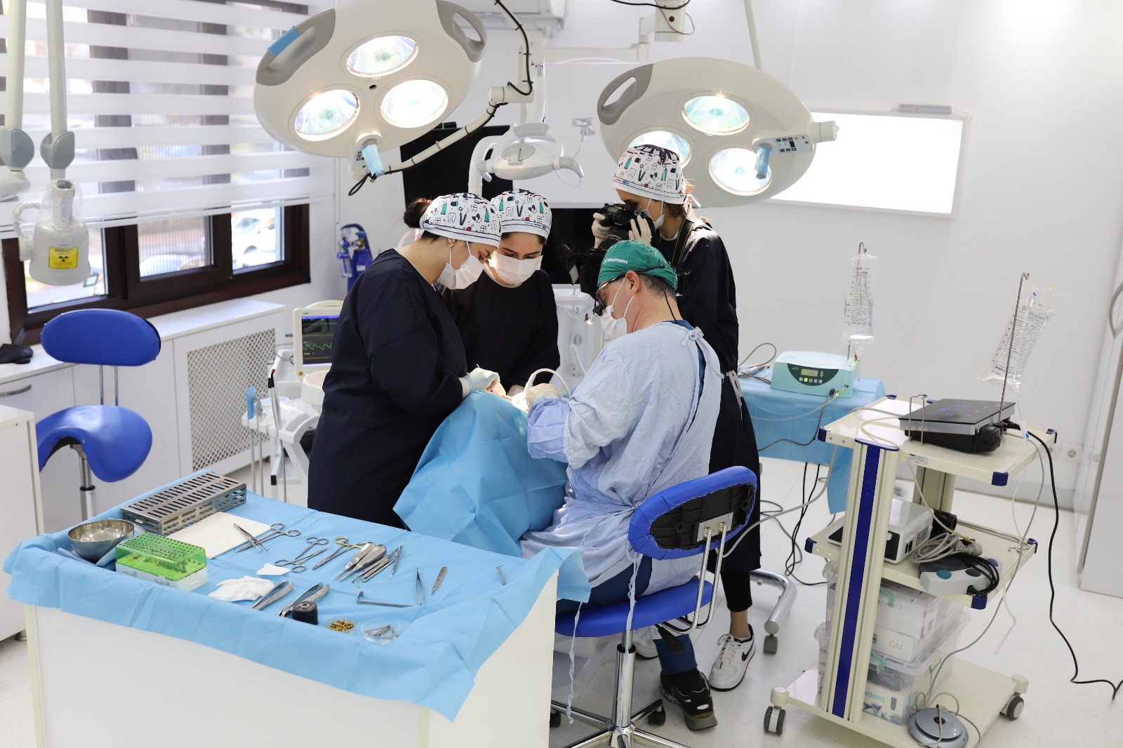 Çene Kemiği Erimişse İmplant Mümkün mü?