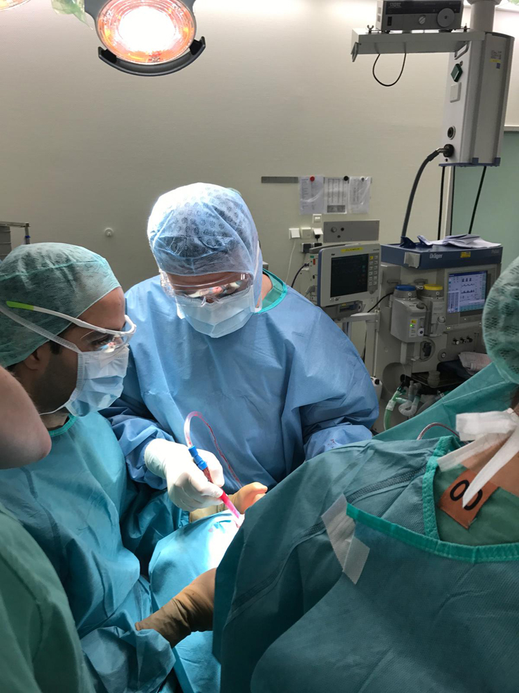 İmplant Uygulaması Nasıl Gerçekleştirilir?