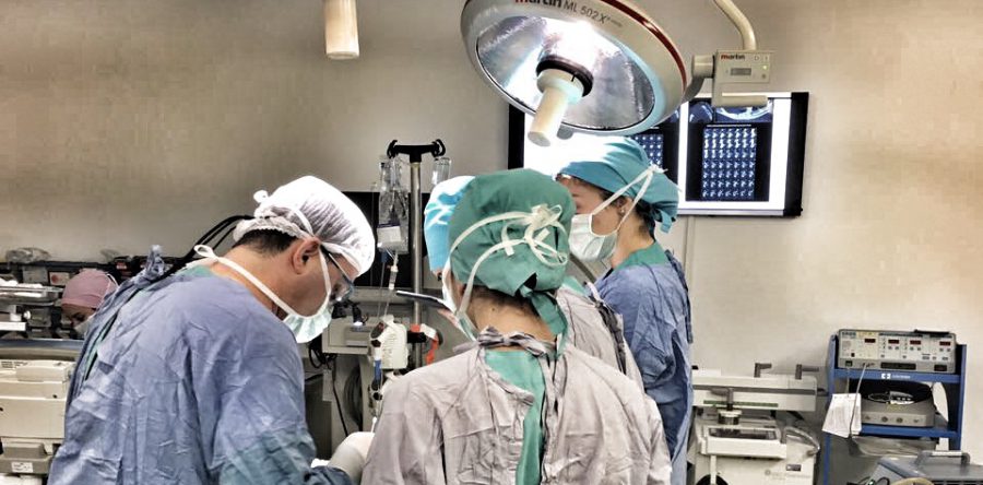 İmplant Diş Yaptırmak İçin Almanya'dan Türkiye'ye Gelmek